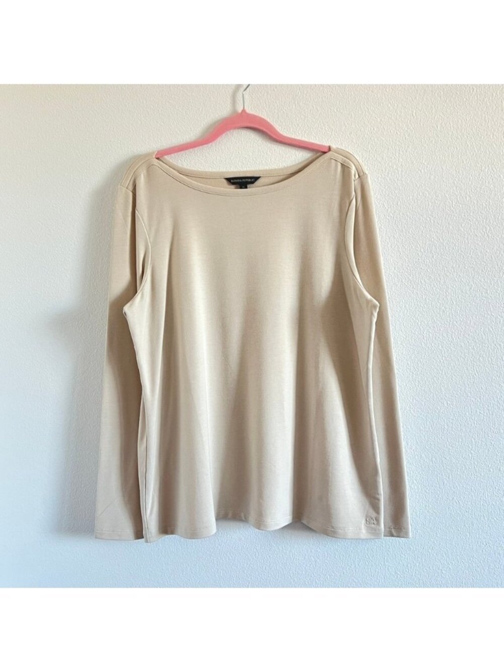 Banana Republic Beige Boat Neck Long-Sleeve Top XL Quiet Luxury Minimalist Basic